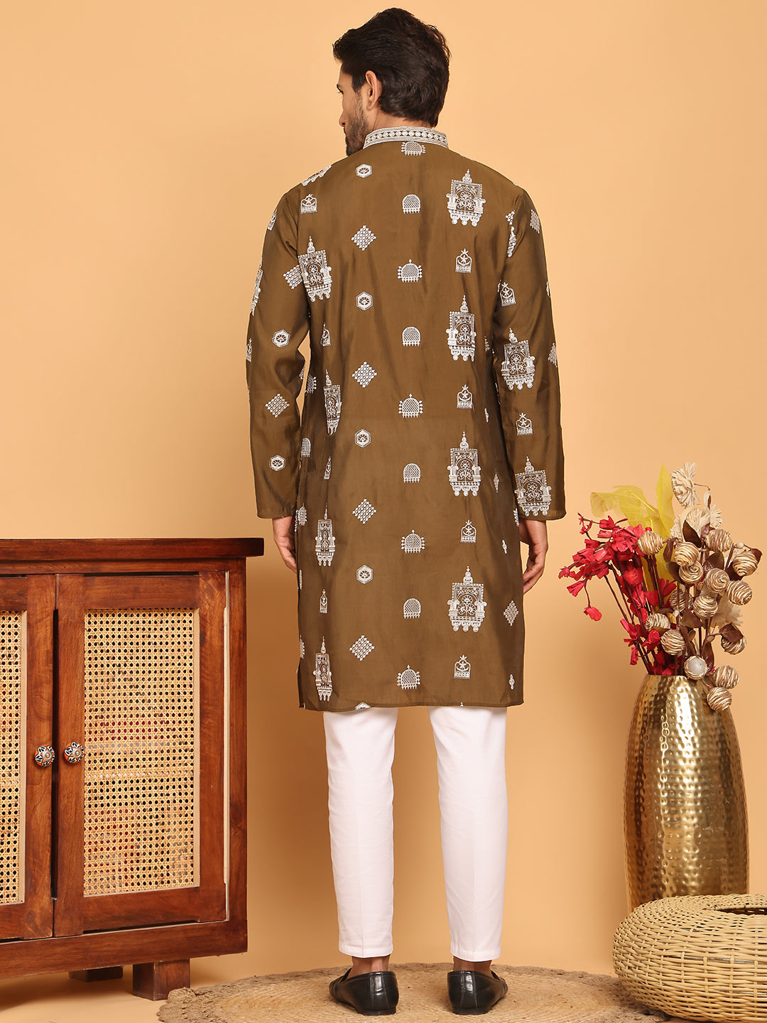 Embroidered Silk Blend Kurta Pyjama Set