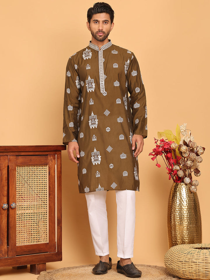Embroidered Silk Blend Kurta Pyjama Set