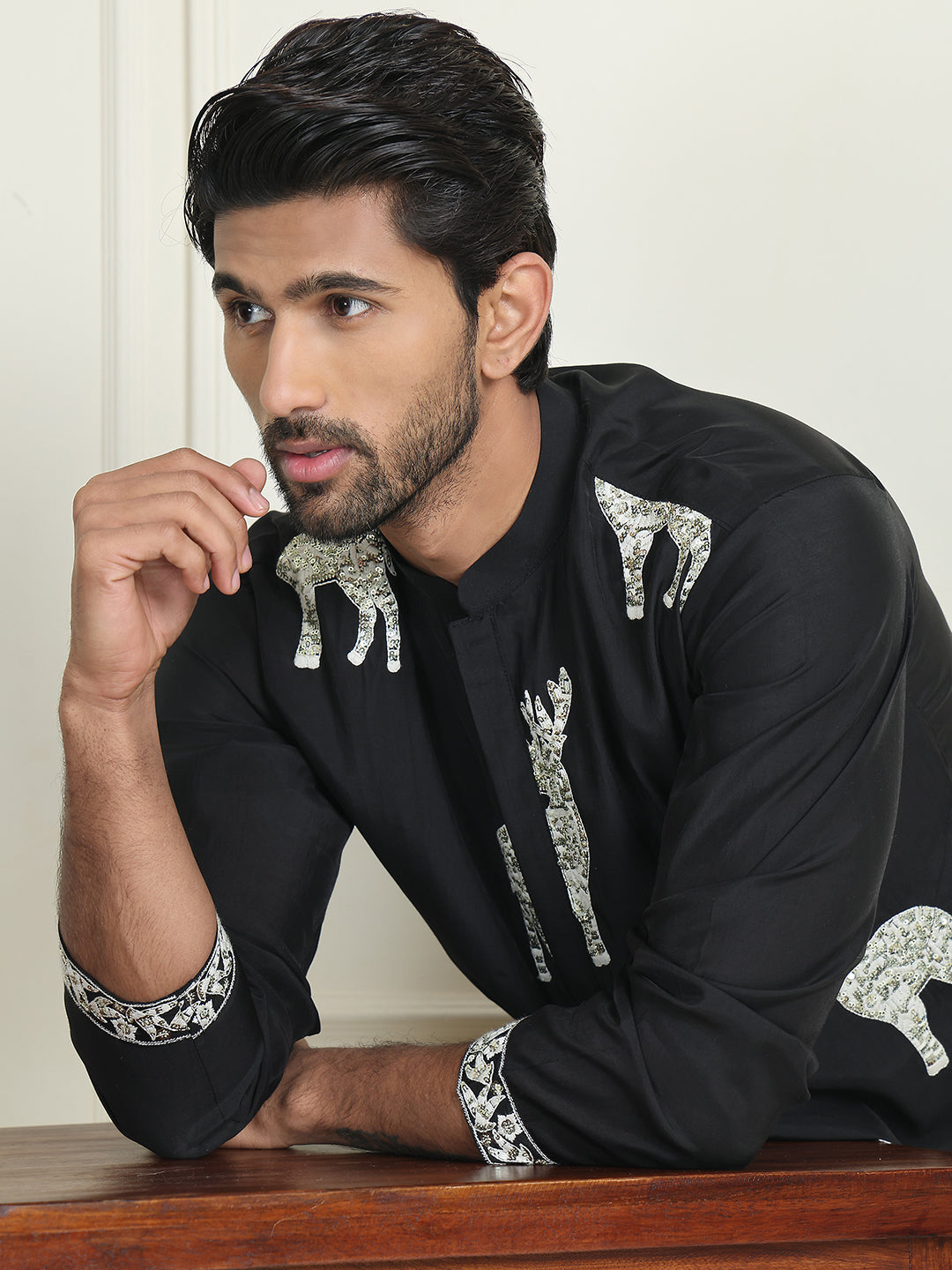 Animal Embroidered Kurta Pyjama Set.