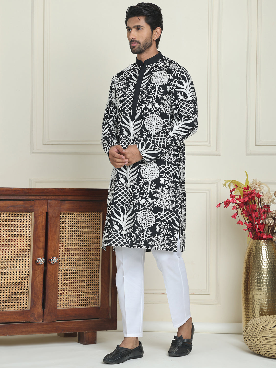 Embroidered Silk Blend Kurta Pyjama Set