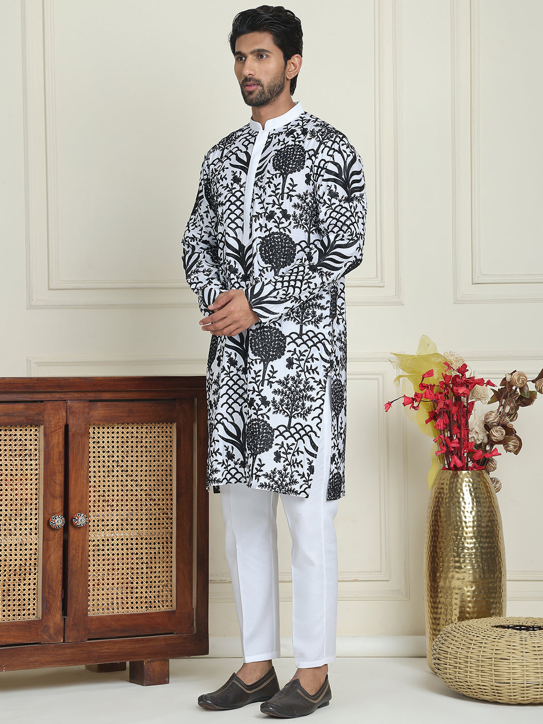 Embroidered Silk Blend Kurta Pyjama Set