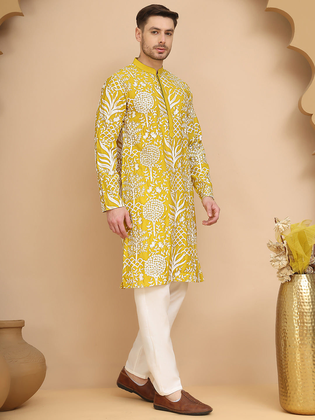 Embroidered Silk Blend Kurta Pyjama Set