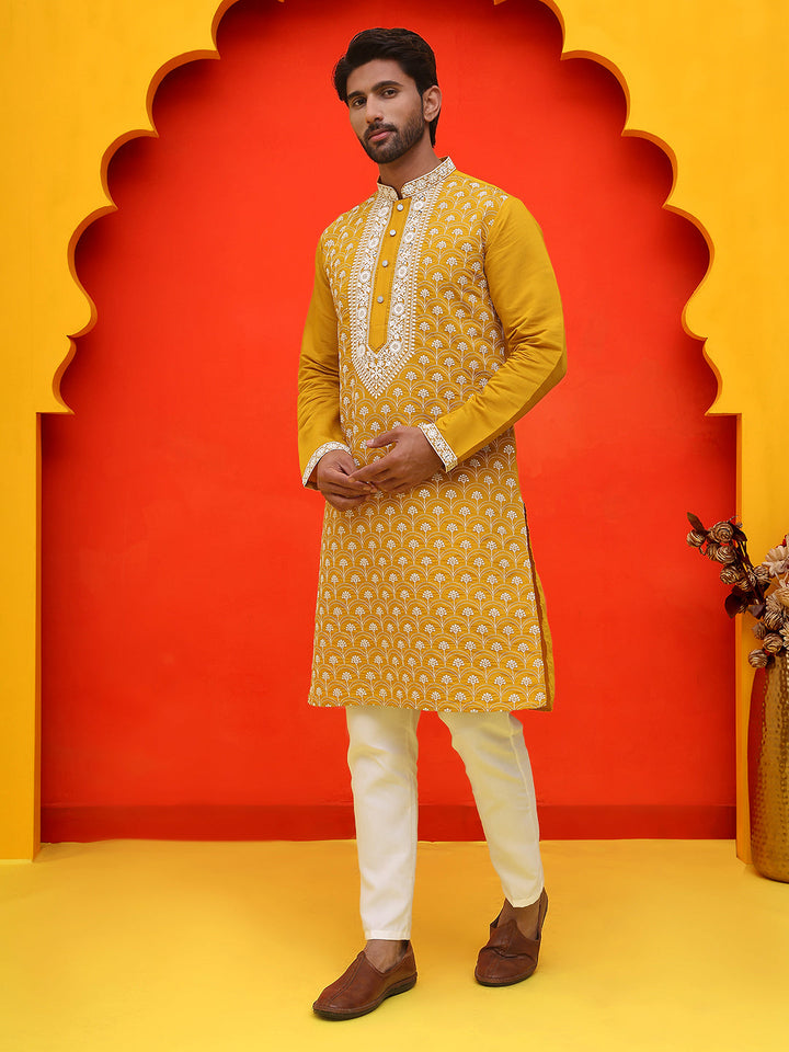 Embroidered Kurta Pyjama For Men