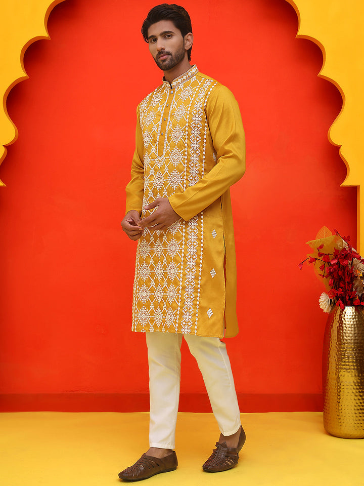 Embroidered Kurta Pyjama For Men