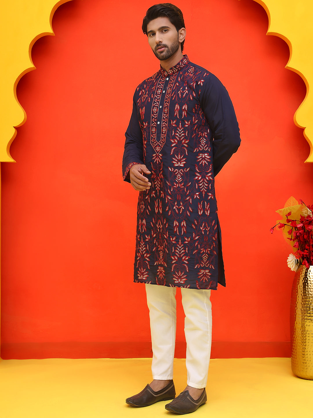 Embroidered &amp; Sequins Kurta Set For Men