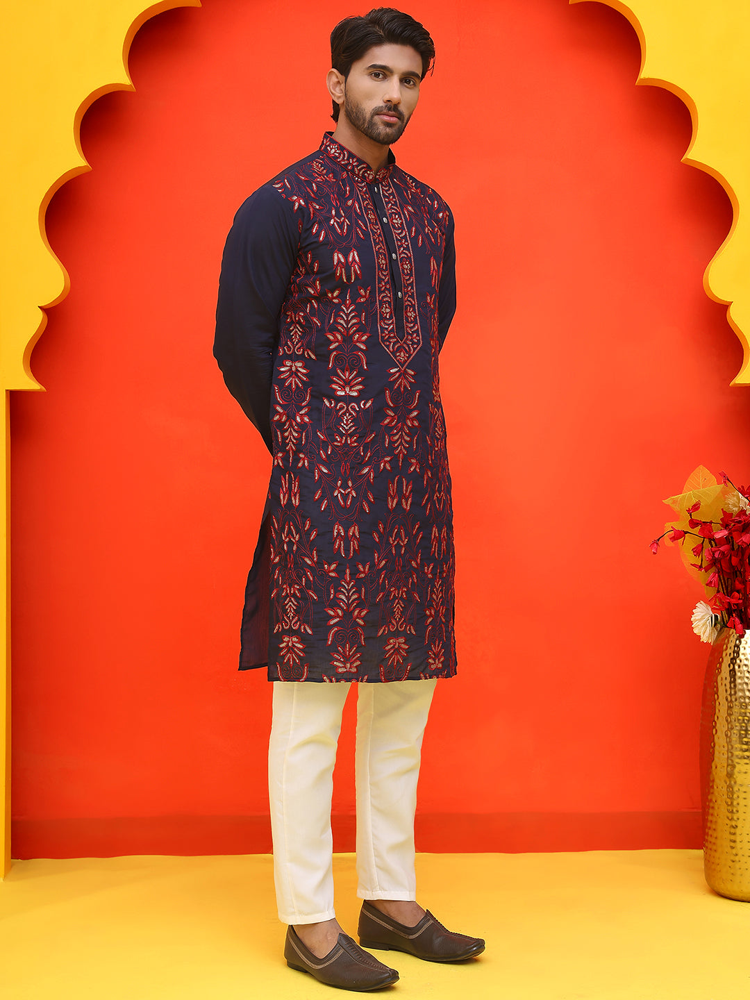 Embroidered &amp; Sequins Kurta Set For Men