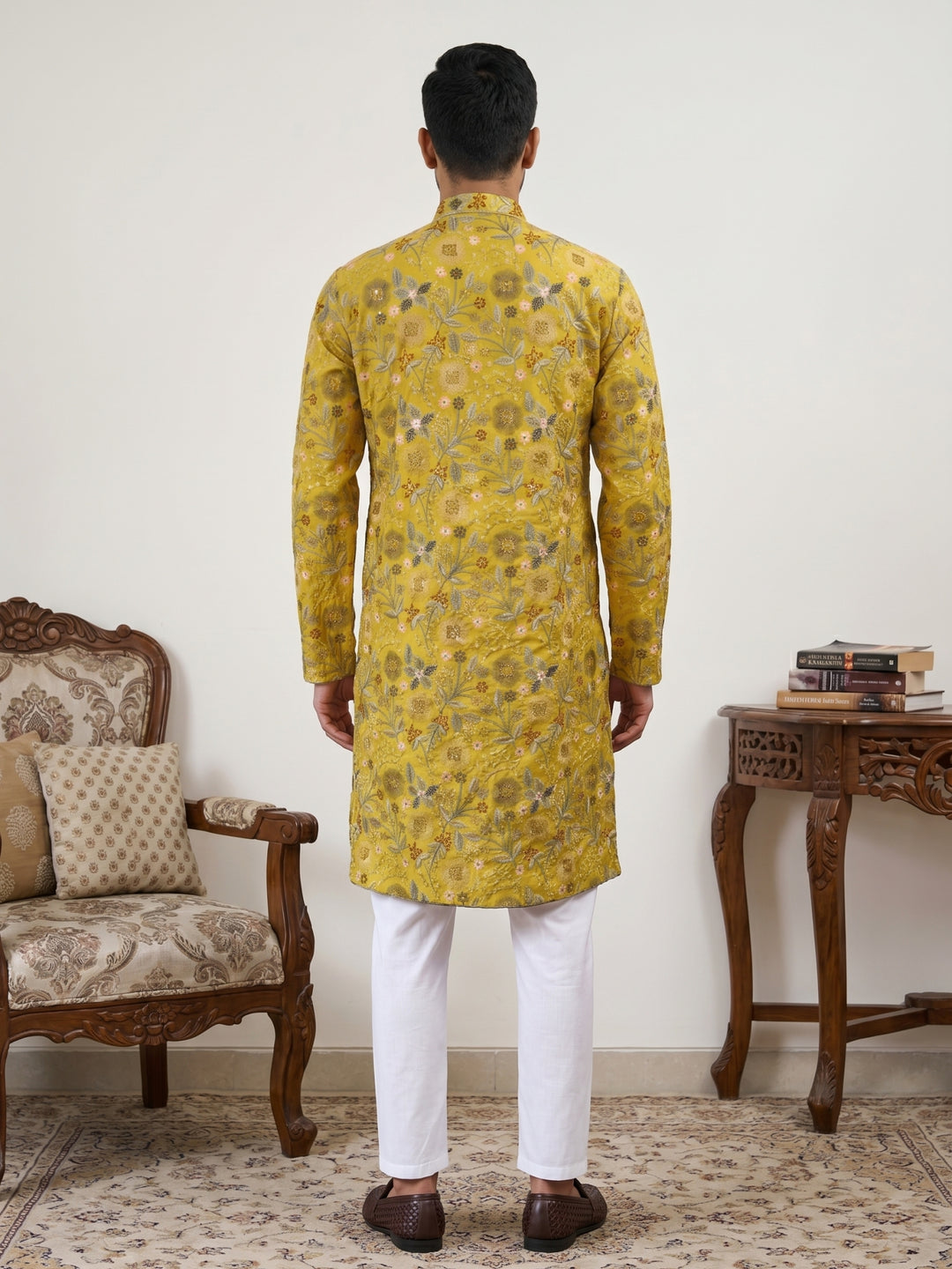 Silk Blend Floral Embroidered Kurta Pyjama Set