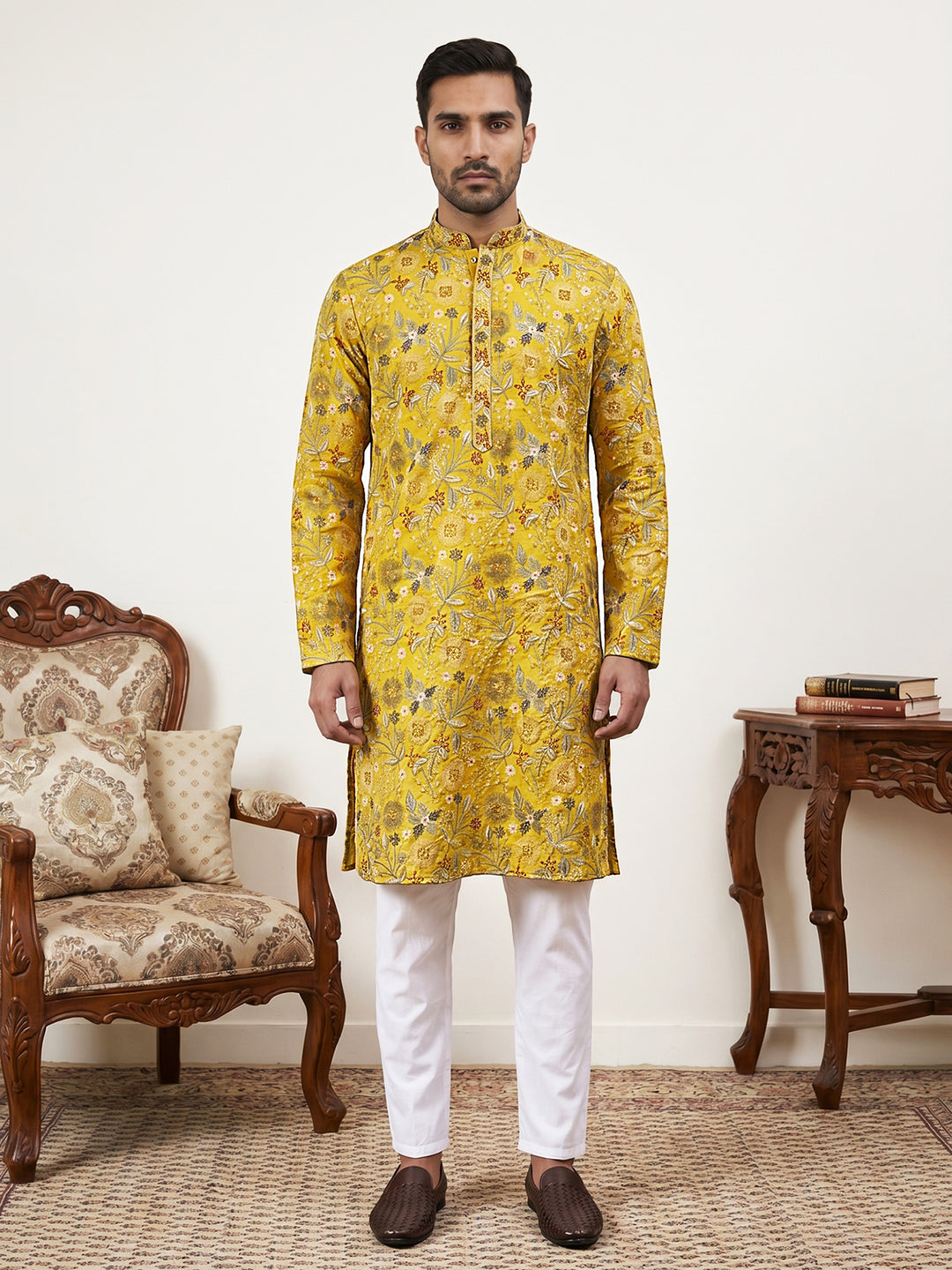 Silk Blend Floral Embroidered Kurta Pyjama Set