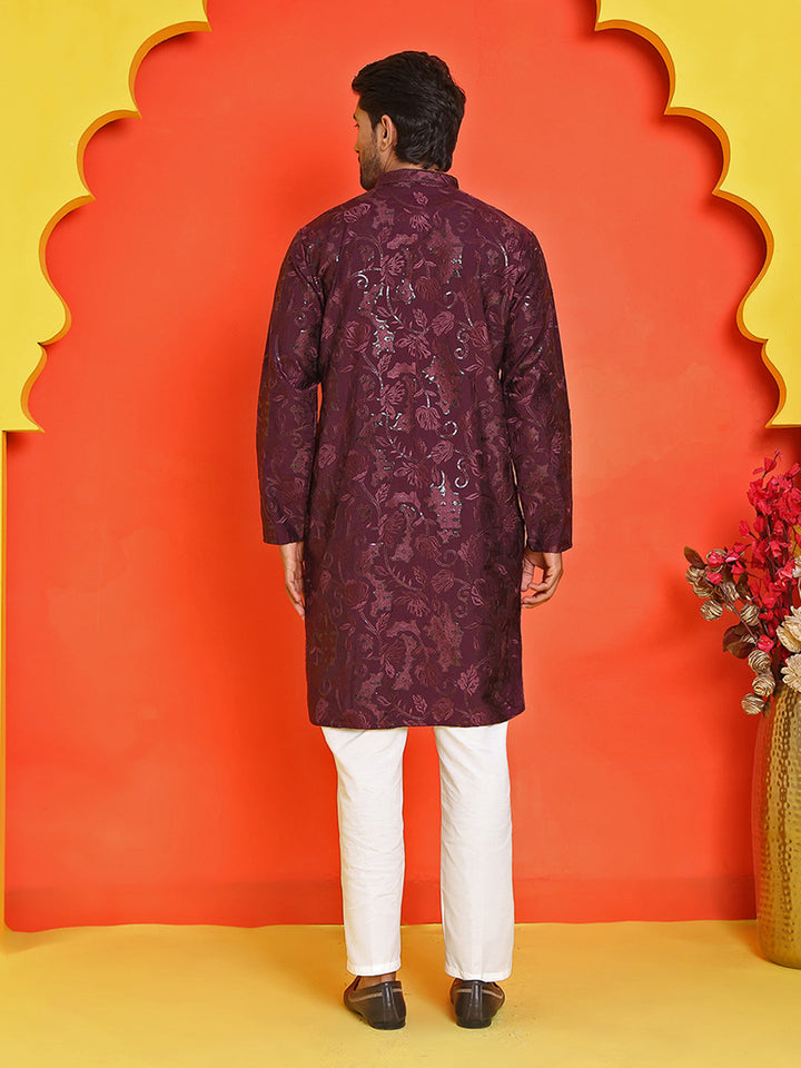 Embroidered Kurta Set For Men