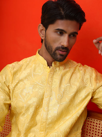 Embroidered Kurta Set For Men