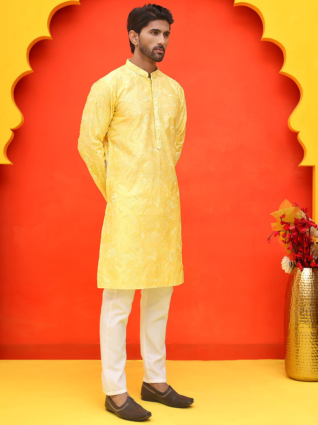 Embroidered Kurta Set For Men