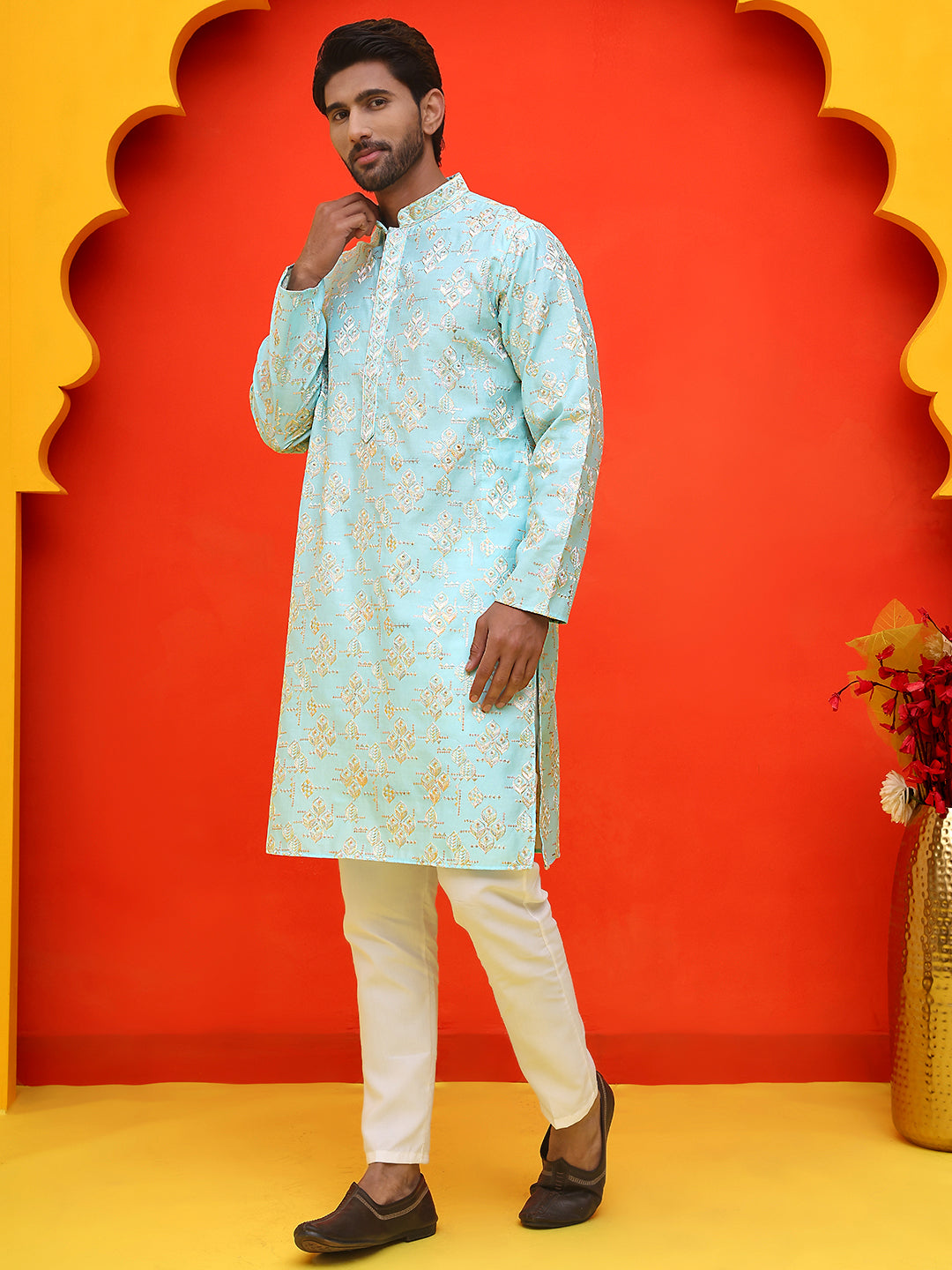 Men'S Embroidered Kurta Pyjama