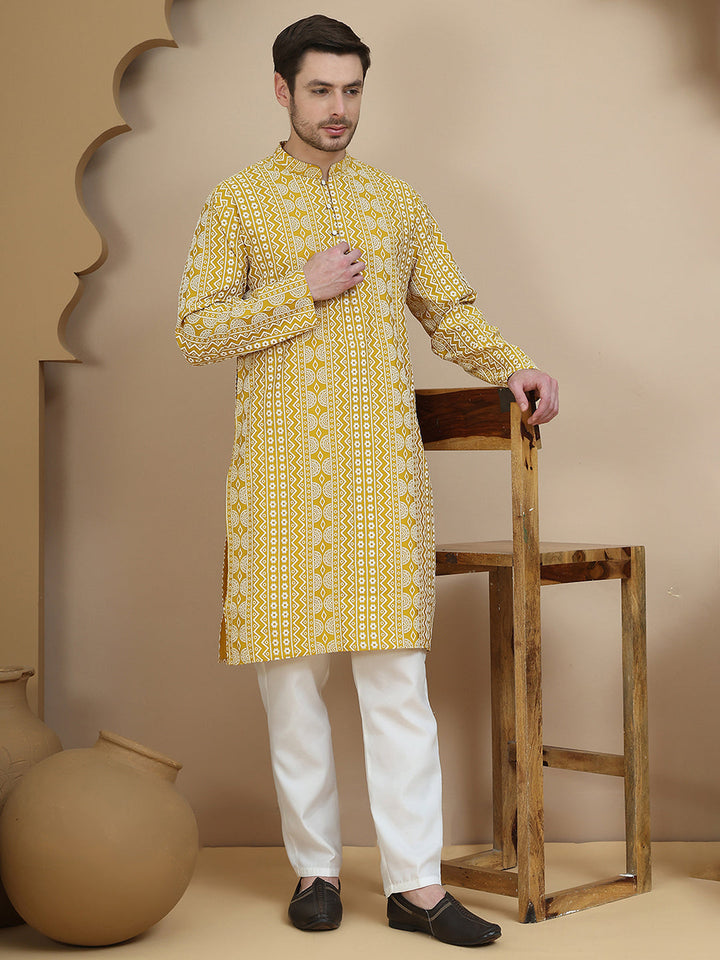 Geometric Print Silk Blend Straight Kurta Set For Men