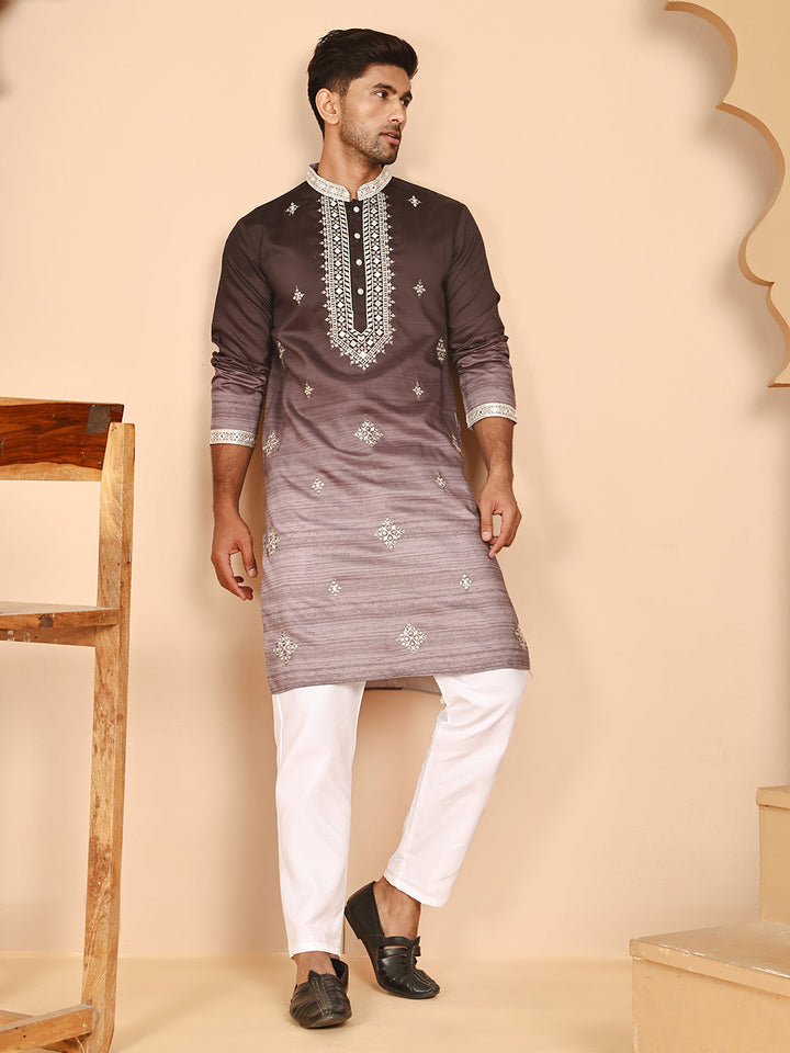 Men’S Traditional Ombre Kurta Set With Delicate Thread Work