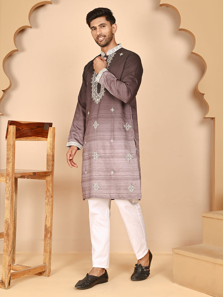 Men’S Traditional Ombre Kurta Set With Delicate Thread Work