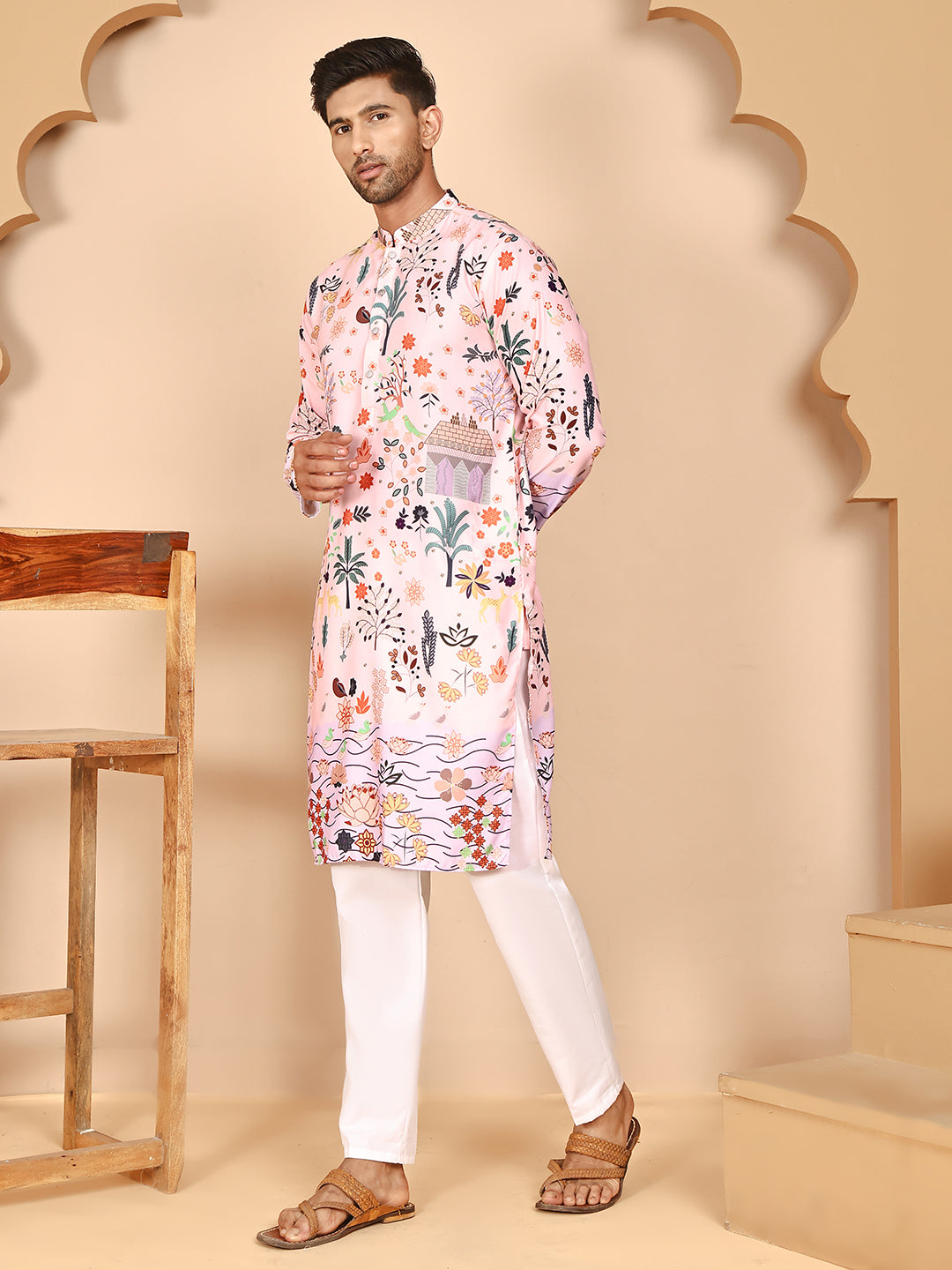 Printed Kurta Pyjama With Artistic Design
