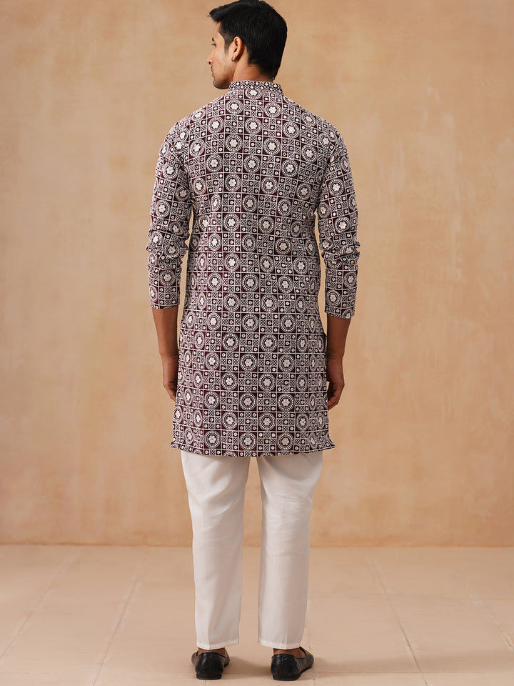 Classic Geometric Embroidered Kurta Pyjama