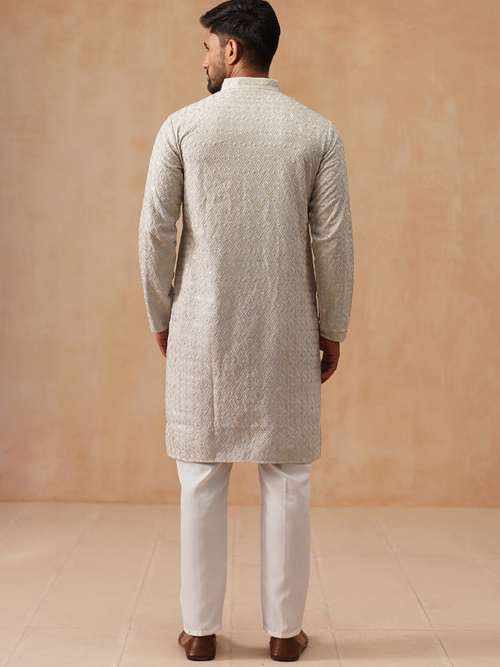 Men’S Festive Kurta Set With Intricate Embroidery
