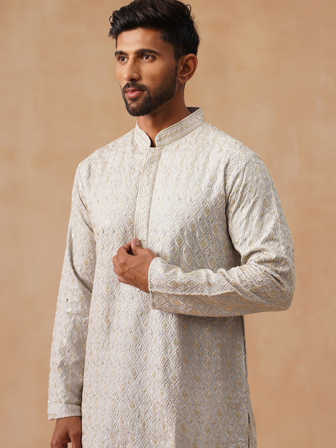 Men’S Festive Kurta Set With Intricate Embroidery