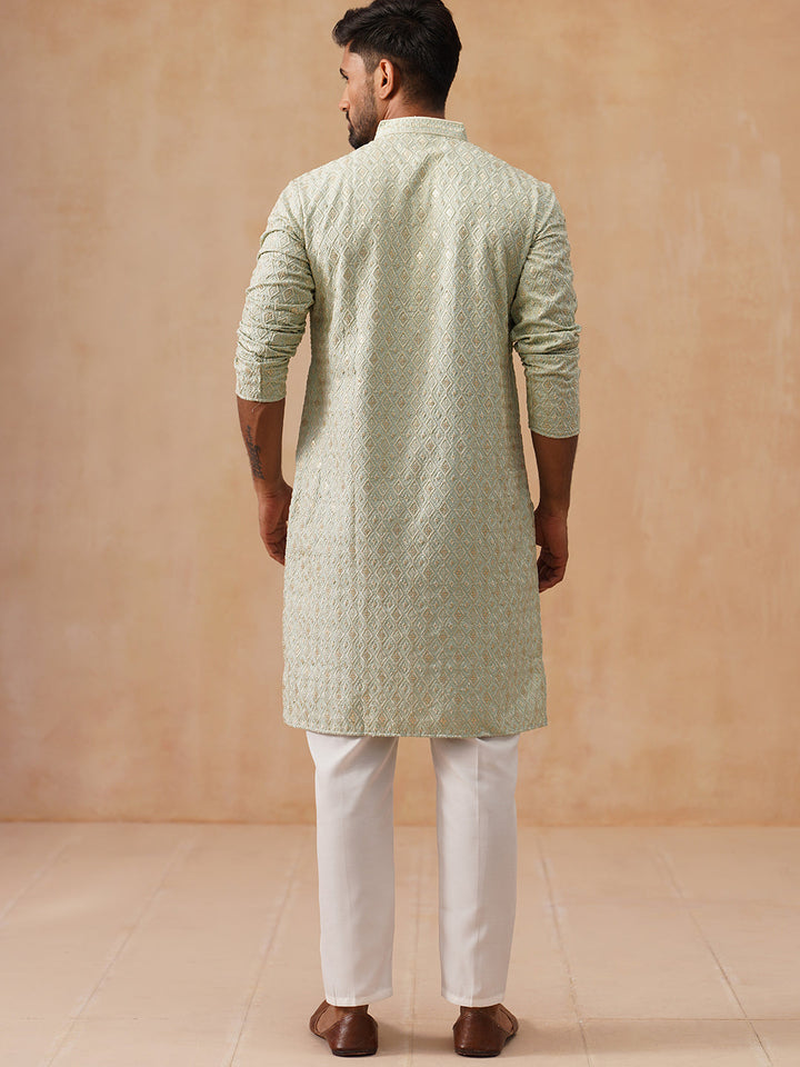Men’S Festive Kurta Set With Intricate Embroidery
