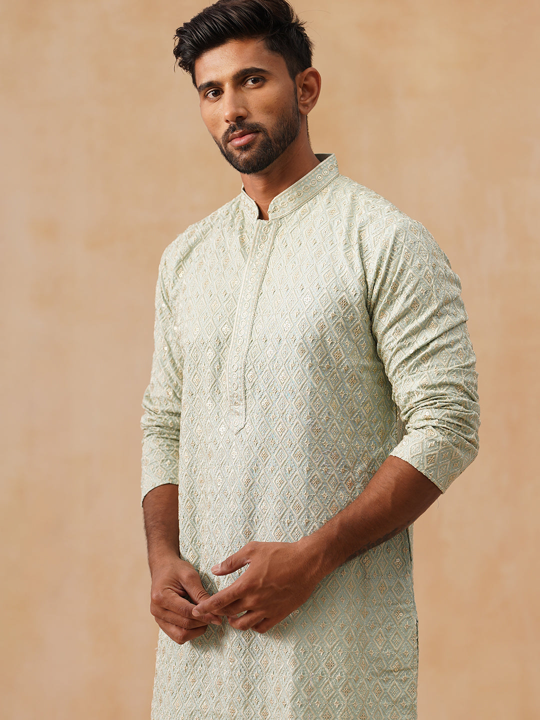 Men’S Festive Kurta Set With Intricate Embroidery