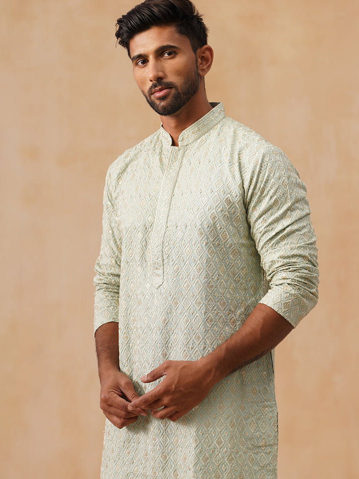 Men’S Festive Kurta Set With Intricate Embroidery