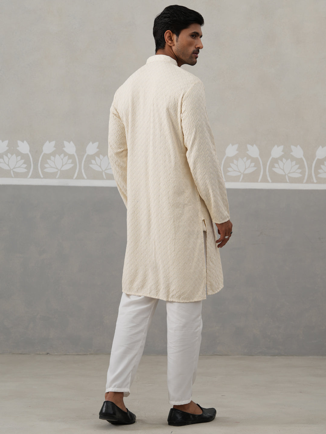 Men Embroidered Viscose Rayon Kurta With Pyjama