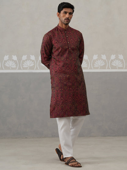 Silk Blend Designer Kurta Pyjama For Men