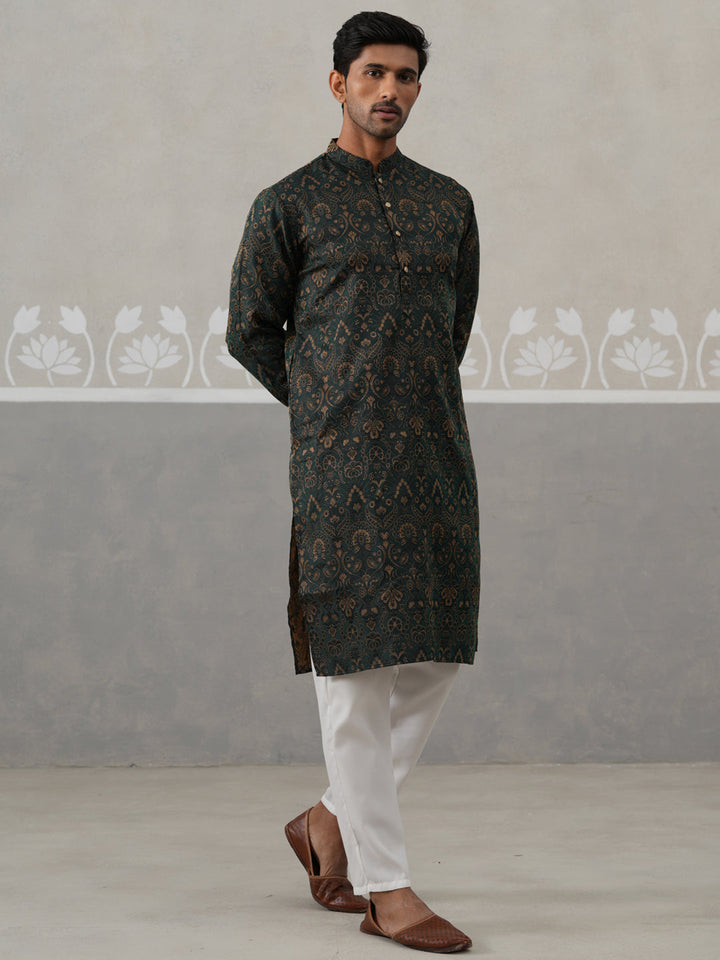 Silk Blend Designer Kurta Pyjama For Men