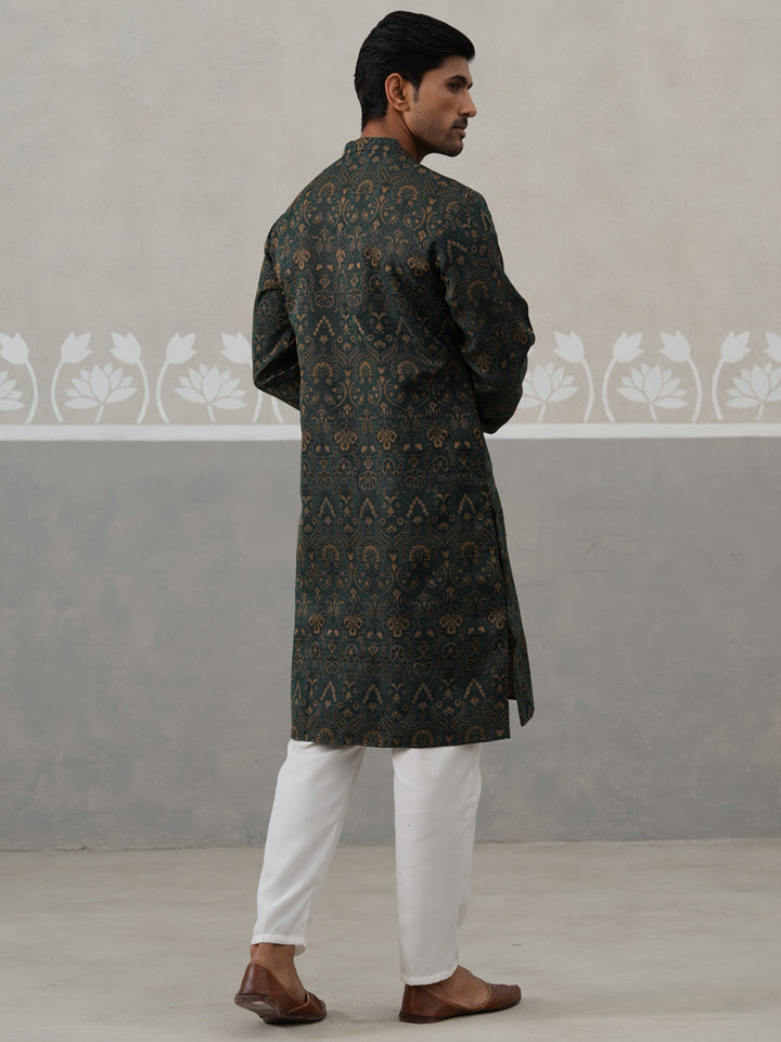 Silk Blend Designer Kurta Pyjama For Men