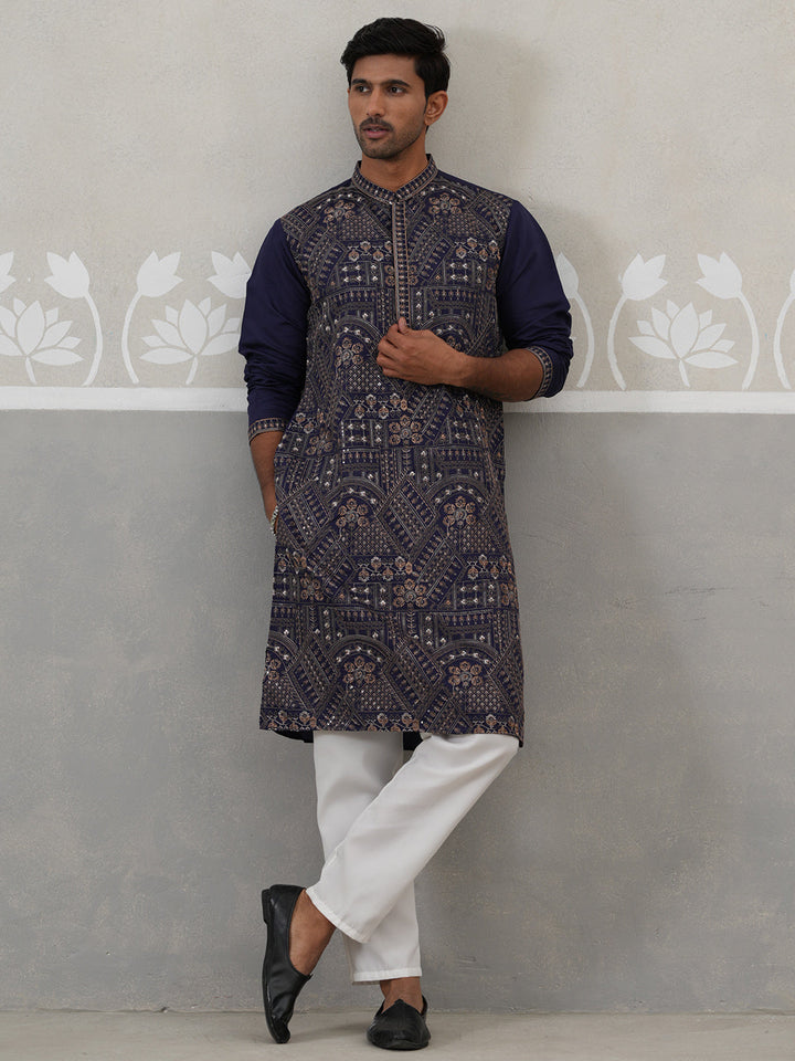 Traditional Embroidered Kurta For Men