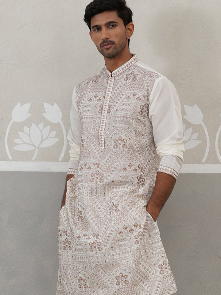 Traditional Embroidered Kurta For Men