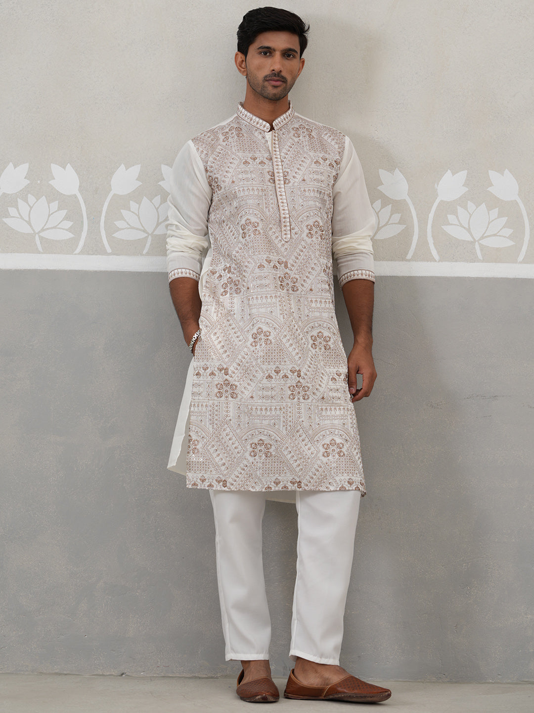 Traditional Embroidered Kurta For Men