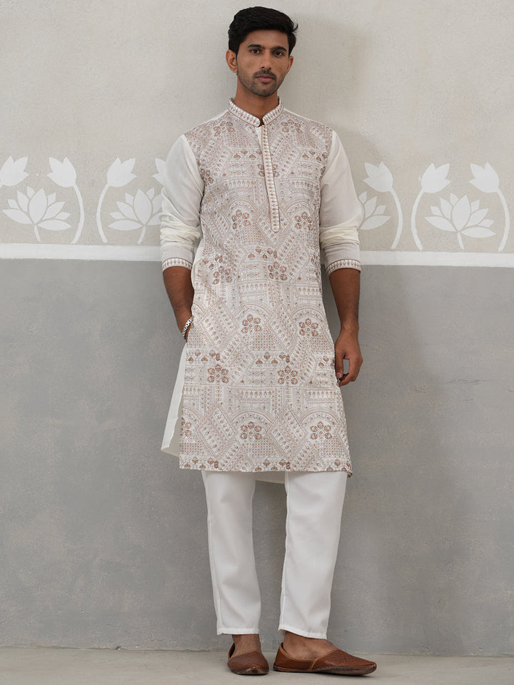 Traditional Embroidered Kurta For Men