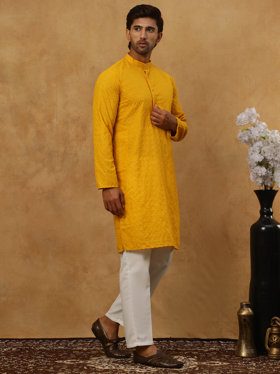 Men’S Ethnic Chikankari Kurta Pyjama