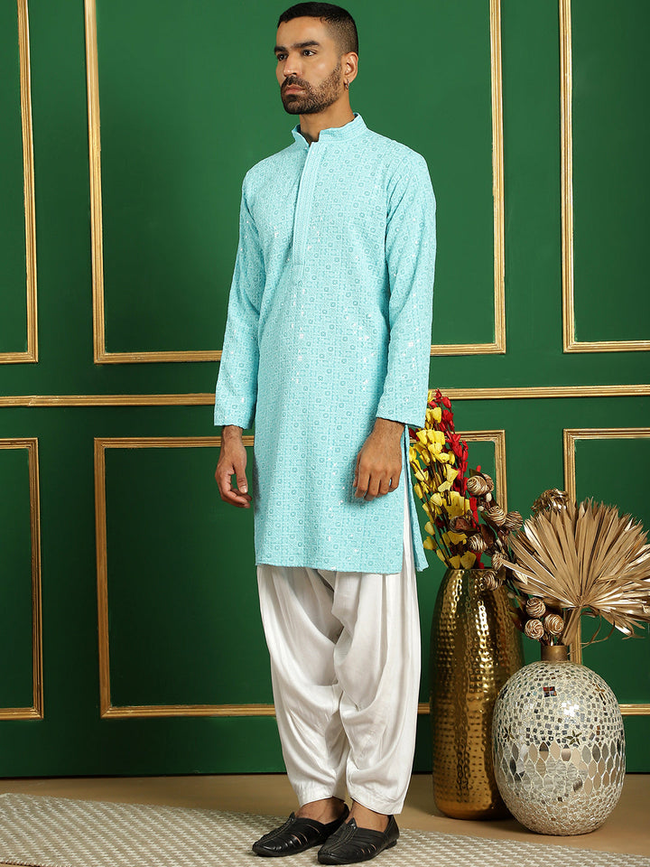 Men Blue Embroidered And Sequence Kurta With Salwar
