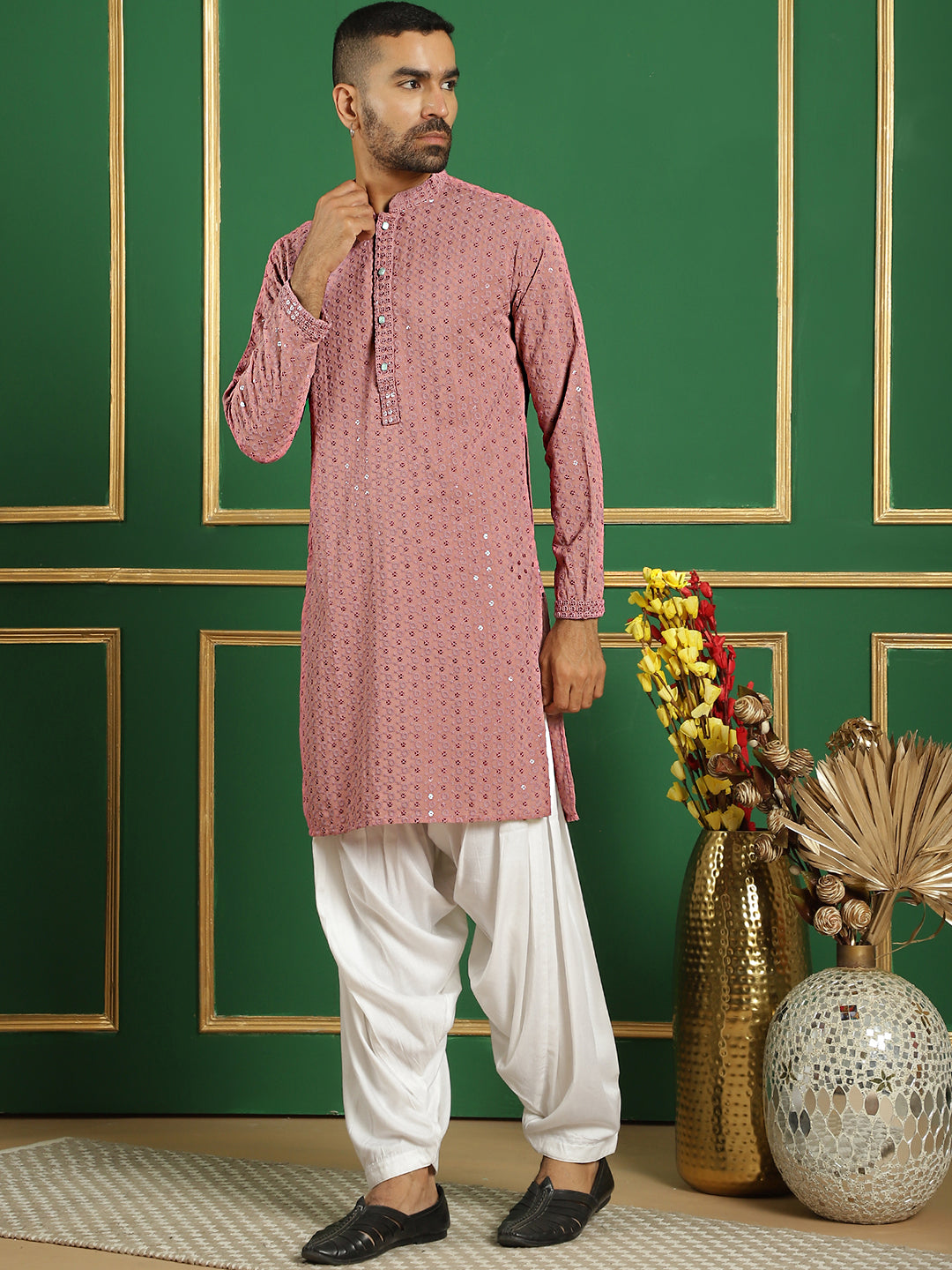Men Purple Embroidered And Sequence Kurta With Salwar