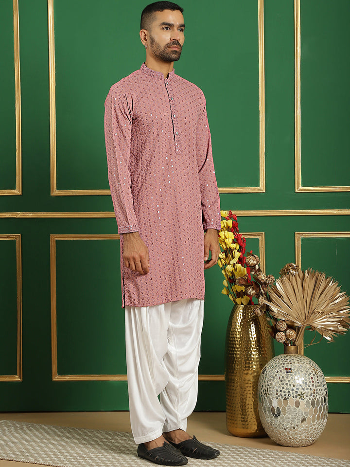 Men Purple Embroidered And Sequence Kurta With Salwar