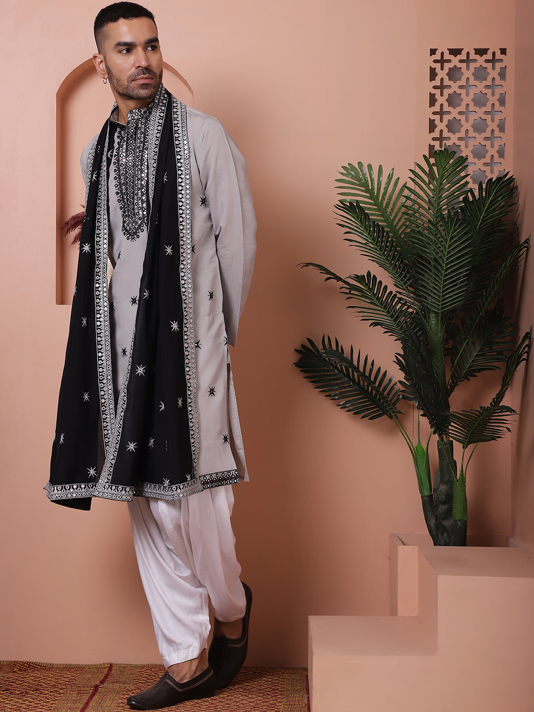 Embroidered Grey Silk Blend Kurta Salwar And Dupatta Set For Men