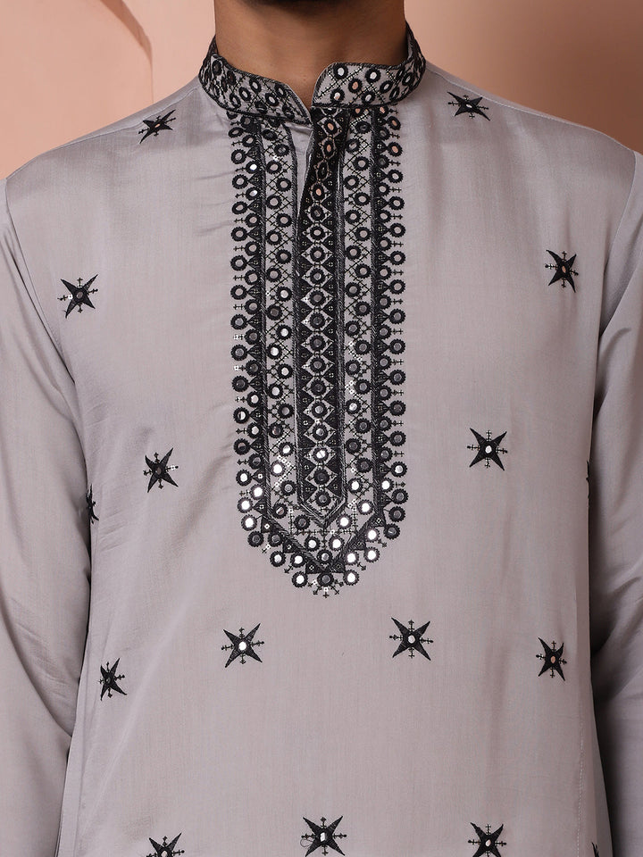 Embroidered Grey Silk Blend Kurta Salwar And Dupatta Set For Men