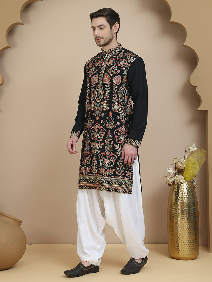 Floral Embroidered Straight Kurta With Salwar