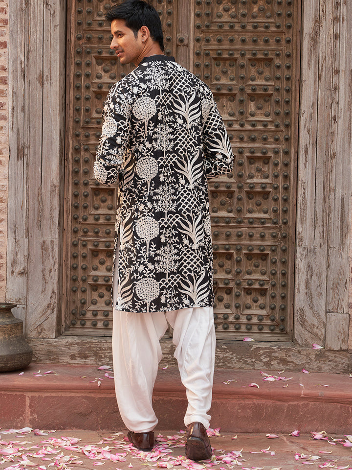 Embroidered Silk Blend Kurta With Salwar