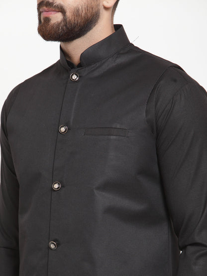 Men'S Solid Kurta Pajama With Solid Waistcoat