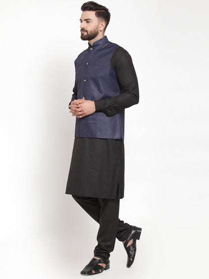 Men'S Solid Kurta Pajama With Solid Waistcoat