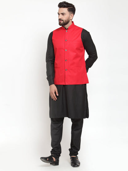 Men'S Solid Kurta Pajama With Solid Waistcoat