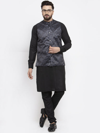 Men'S Solid Cotton Kurta Pajama With Printed Waistcoat