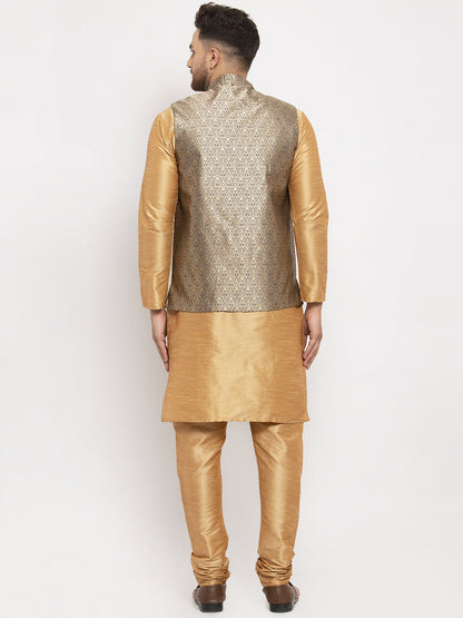 Men'S Solid Dupion Kurta Pajama With Woven Jacquard Waistcoat