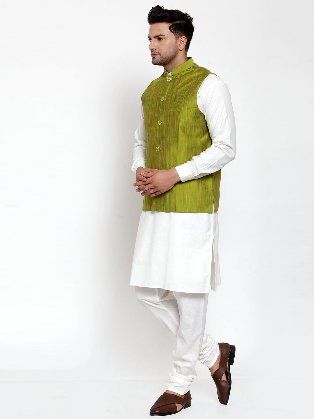 Men White Solid Kurta With Pyjamas &amp; Green Nehru Jacket