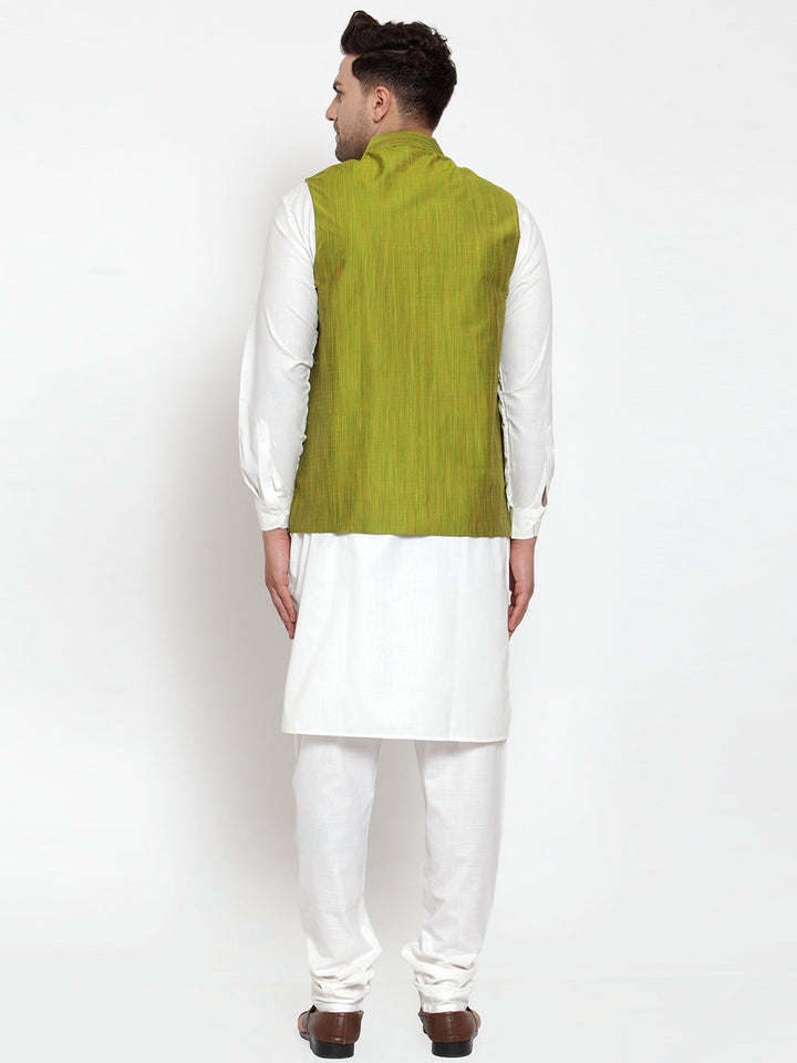 Men White Solid Kurta With Pyjamas &amp; Green Nehru Jacket
