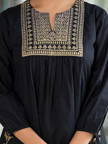 Black Ethnic Motif Printed Tunic & Dhoti Pant Co-Ord Set For Women With Zari Embroidery